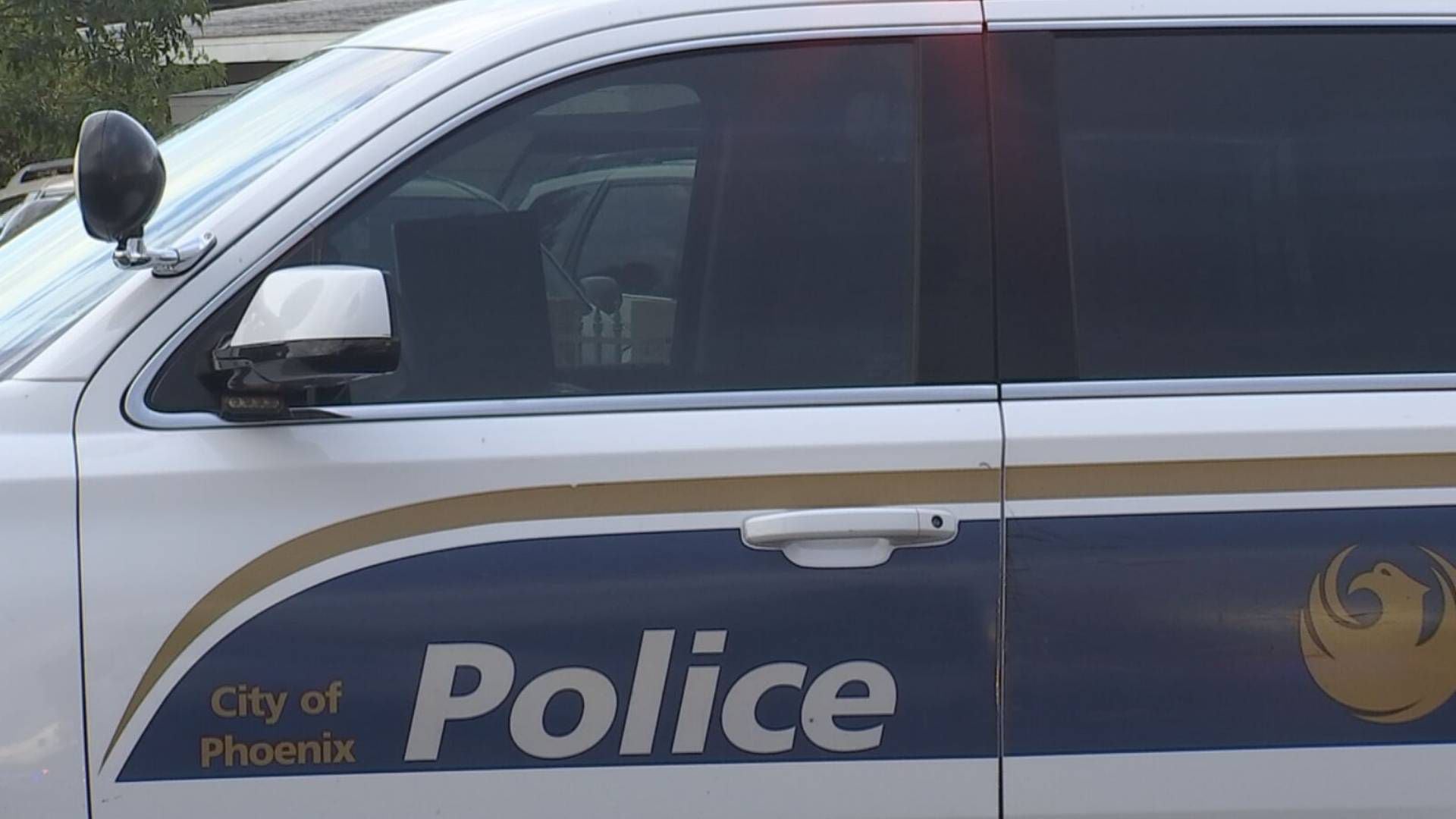 Man Injured in Shooting Incident in Phoenix; Suspect Sought