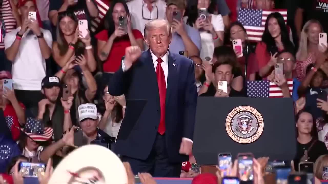 Trump to visit Arizona three weeks before midterms