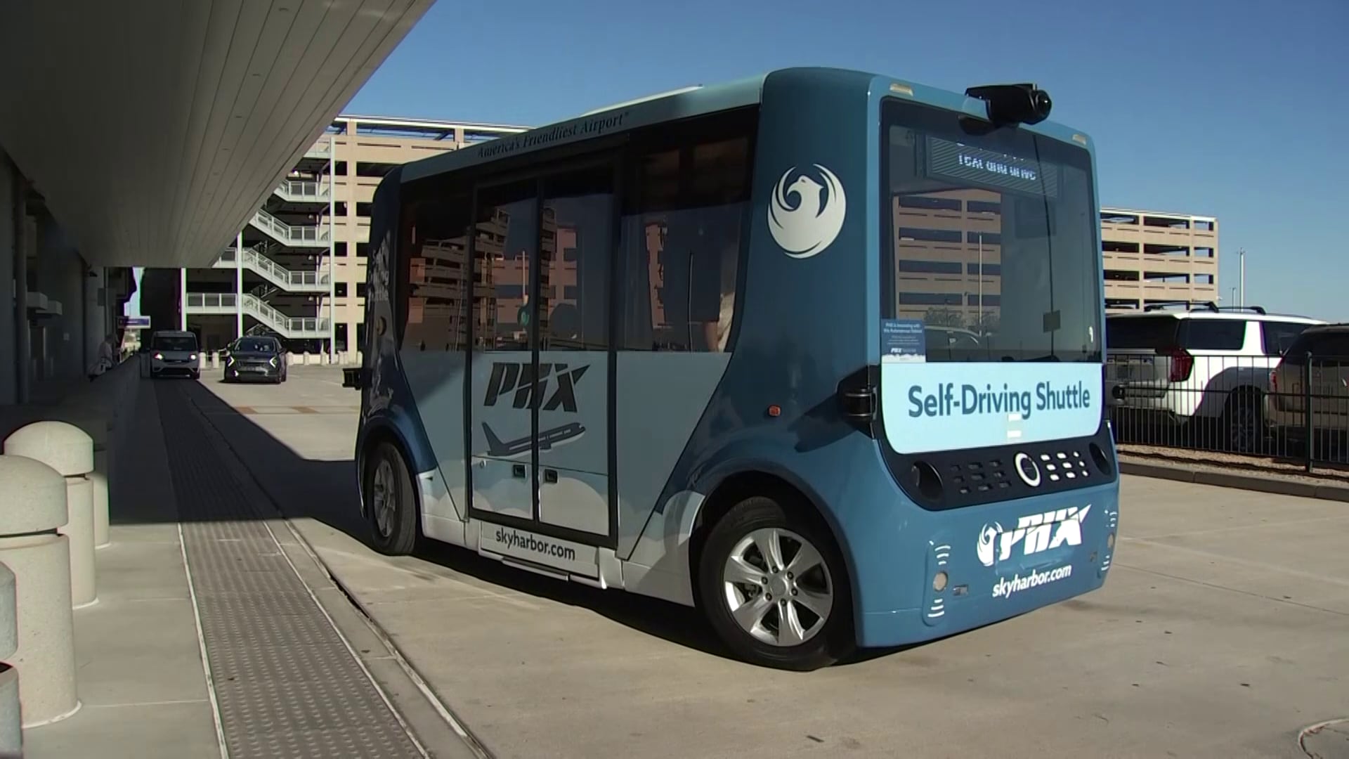 Phoenix Sky Harbor Airport Tests Self-Driving Shuttles for Parking Lot Transit