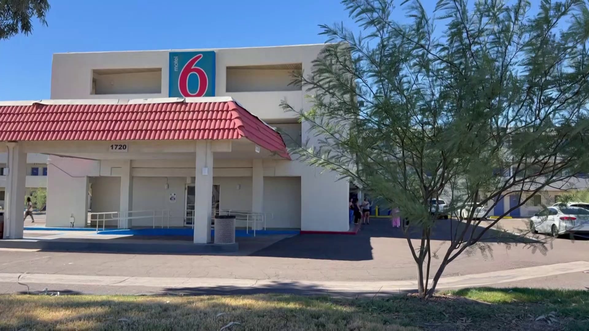 Nearly 200 Phoenix-Area Families Await Homeless Shelter