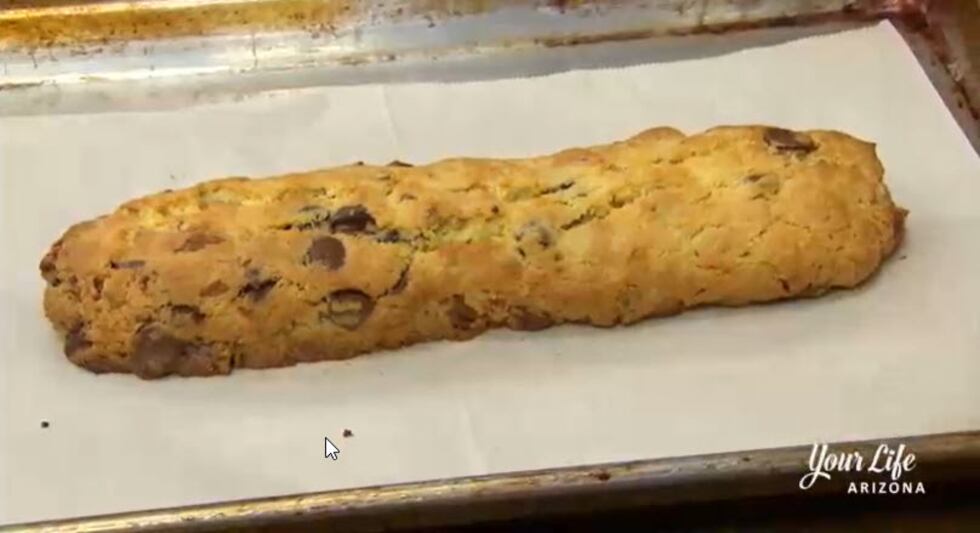 Let your log cool for 10-15 minutes before you cut it. If you cut it right out of the oven, it...