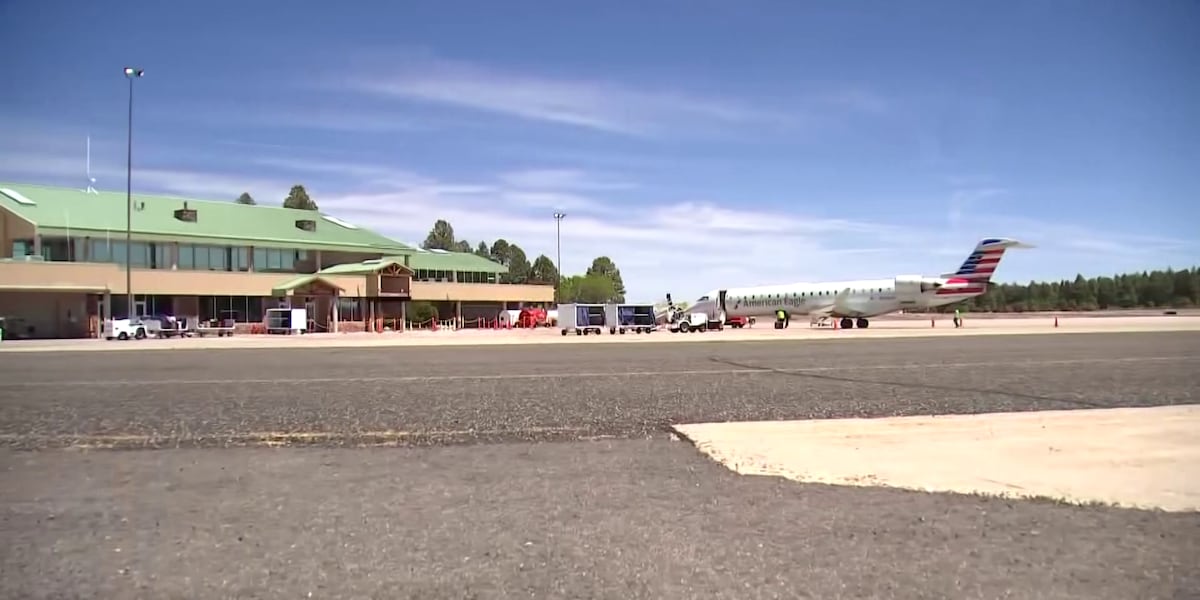 Flagstaff flights canceled due to Pocket Fire restrictions