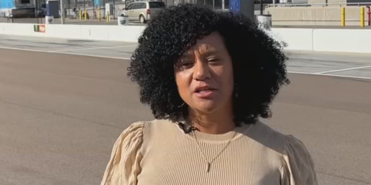 Phoenix Raceway welcomes first African-American female track president