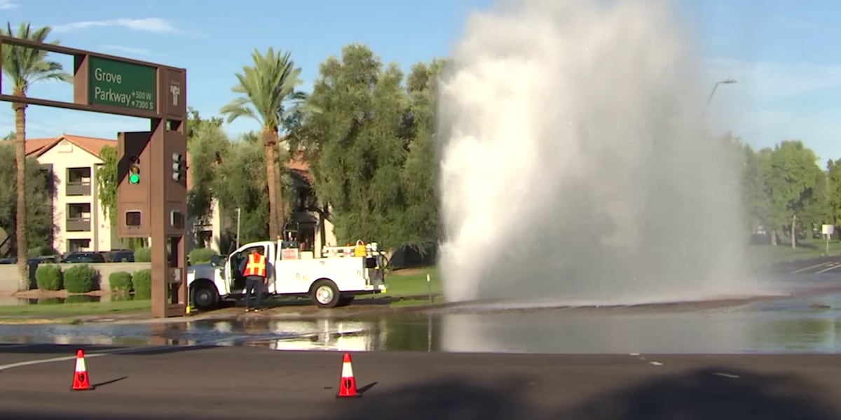 Man doing ‘donuts’ in Tempe hits hydrant, causes thousands in damages
