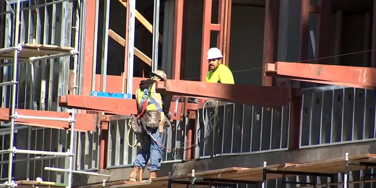 Arizona Gov. Hobbs signs bill allowing early morning construction in summer Arizona Gov. Hobbs signs bill allowing early morning construction in summer