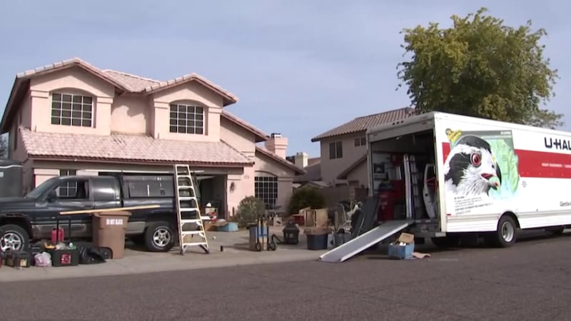 Most people moving to Arizona are coming from California, Wisconsin, and Washington.