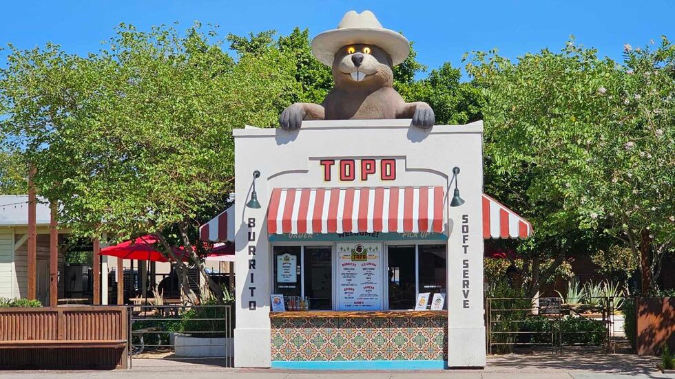 Topo, Spanish for Gopher, opened just before the COVID-19 pandemic near Gilbert and Elliott...