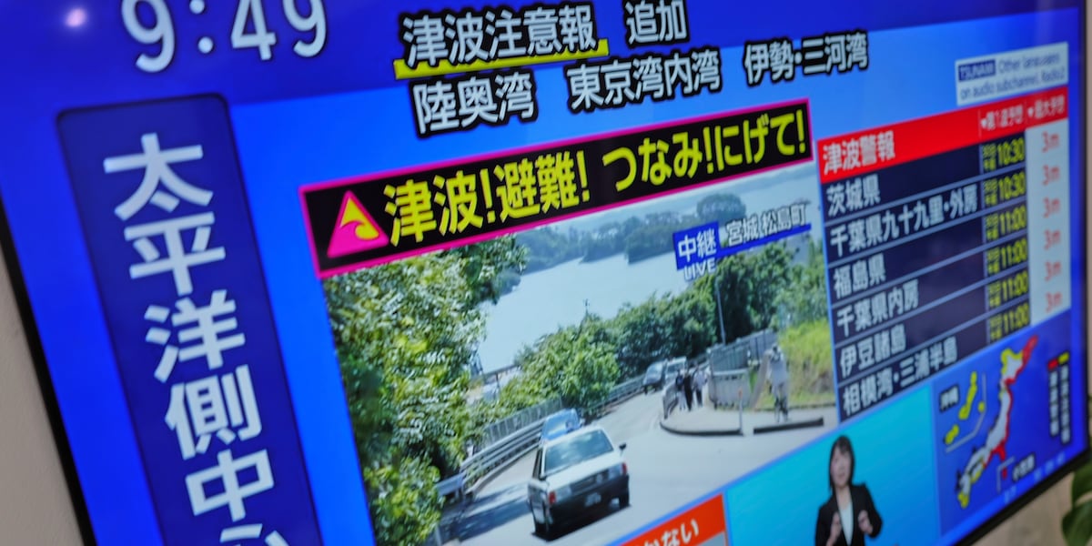 LIVE: 8.8-magnitude earthquake causes tsunami in Russia and Japan, sets off warnings for Alaska and Hawaii