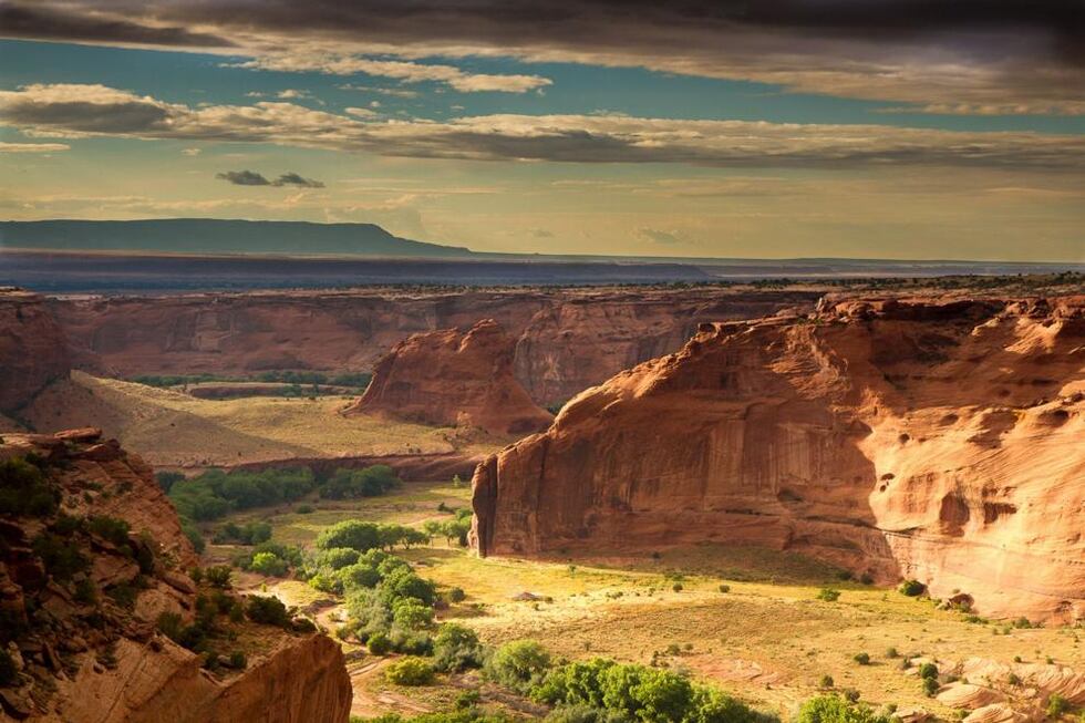 Enjoy the beauty of Canyon de Chelly by driving the Diné Tah (Among the People) Scenic Road.