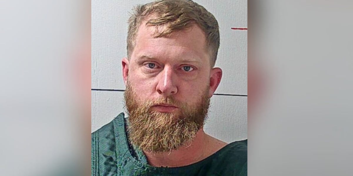 Kyle Chrisley arrested on several charges, including assaulting an officer - AZ Family image