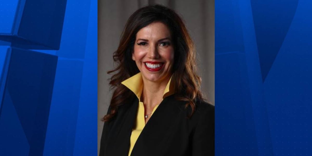 Shea Thompson University of Arizona hires new athletic director