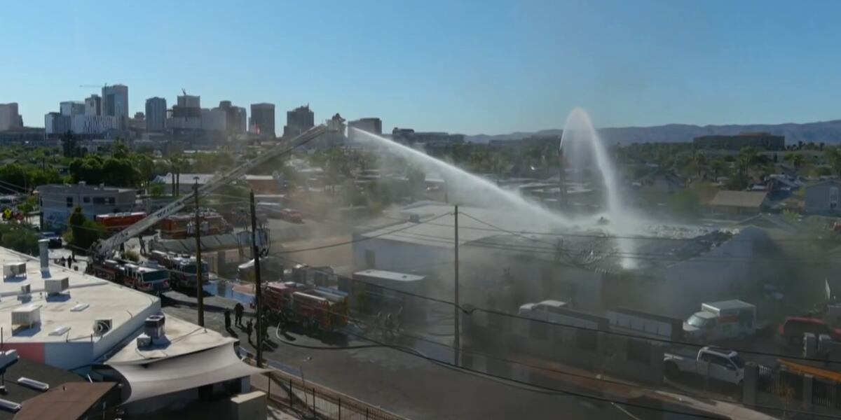 Phoenix Structure Fire Firefighters battle commercial structure fire in central Phoenix