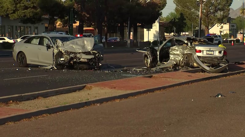 One person died in a three-car crash in central Phoenix on Saturday.