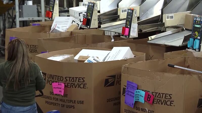 Postal problems run amuk in metro Phoenix.