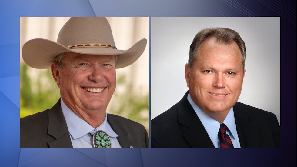 Mesa mayoral race: Mark Freeman vs Scott Smith