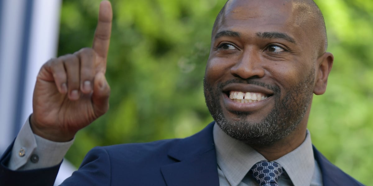 Shaun Alexander and Wife Expect 14th Child, Expanding NFL Legend's Large Family