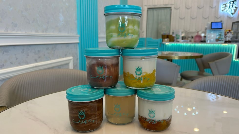 Coconut Jelly King sells healthy and hydrating jelly jars made with coconut water and milk.