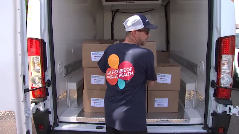 Valleywise Health's DEEP program gives diabetes patients free monthly food boxes for a year...