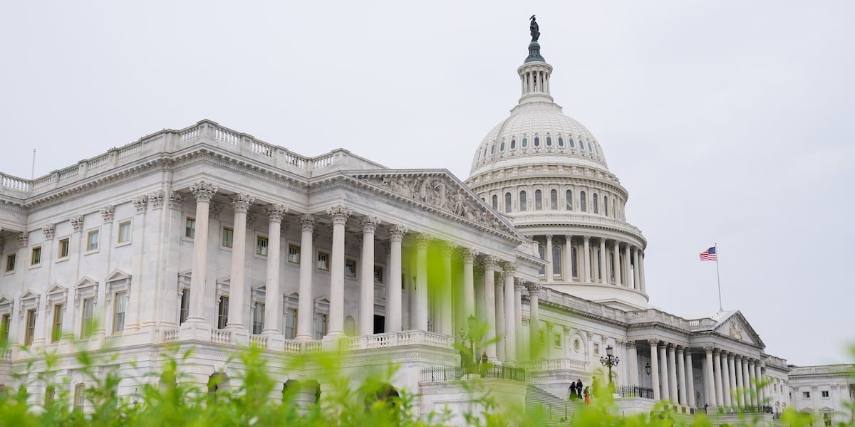 Federal Government Shutdown Halts Services, Furloughs 750,000 Workers Nationwide