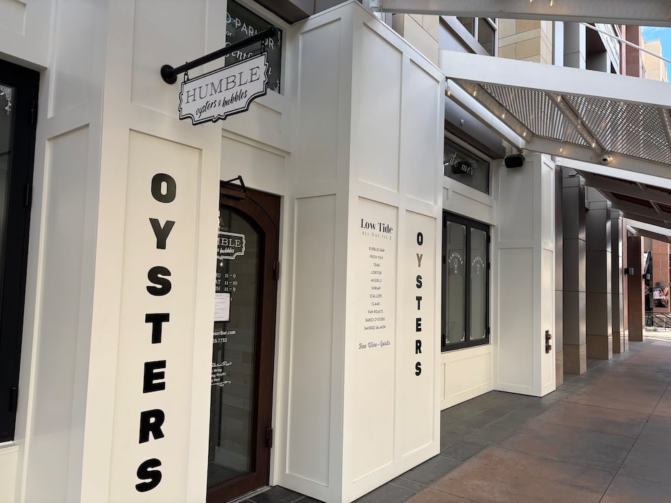 Humble Oysters and Bubbles is the newest spin off of the Humble Pie and Humble Bistro brand....