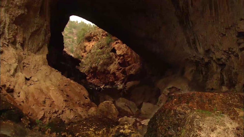 Tonto Natural Bridge State Park (Source: Arizona Highways TV)