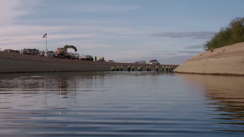File photo of SRP crews maintaining the Arizona Canal
