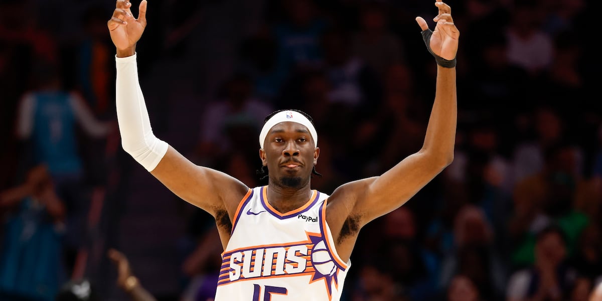 Report: Phoenix Suns plan to re-sign center Mark Williams to 3-year deal