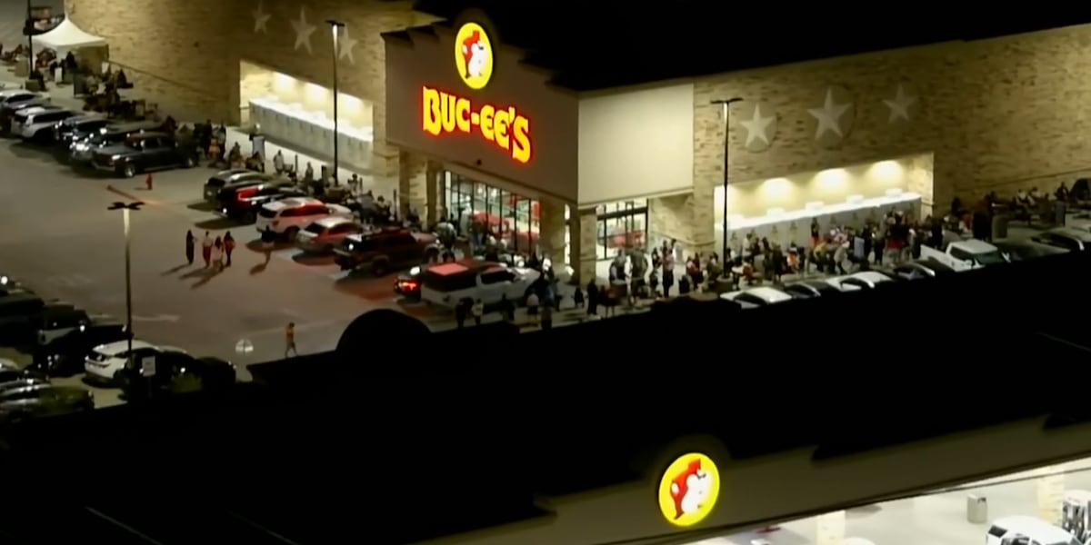 Arizona’s first Buc-ee’s officially opens its doors in Goodyear