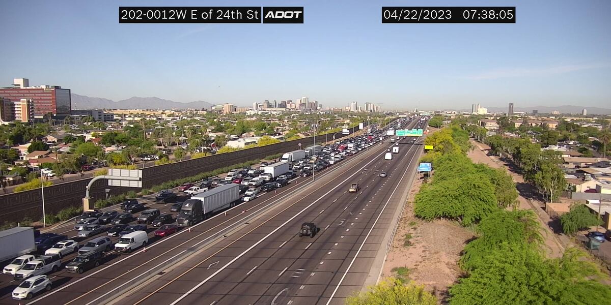 Loop 202 re-opens after deadly crash in Phoenix