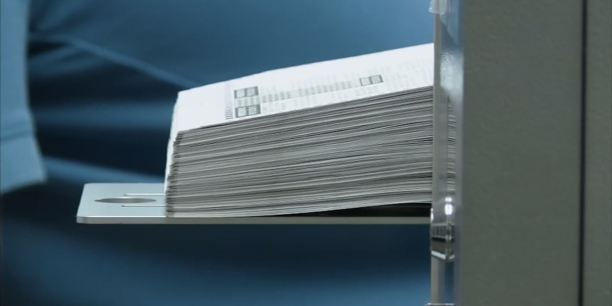 California Nov. 4 Mail Ballots Face USPS Postmark Risk