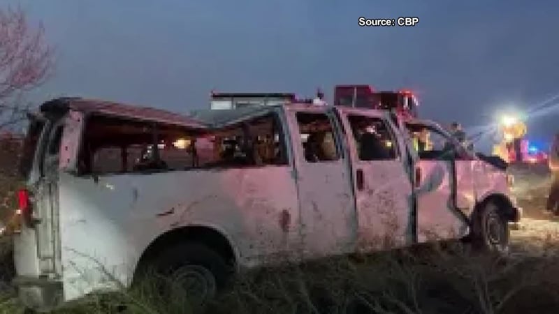 Southern Arizona border agents help with deadly rollover crash along Interstate 8