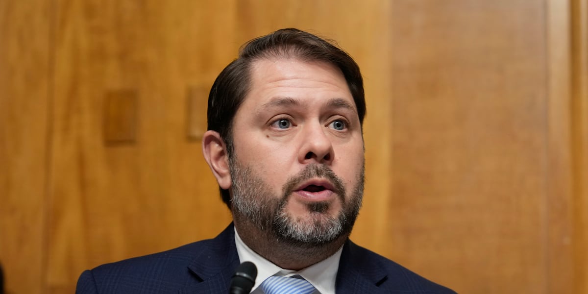 Senate ethics panel dismisses GOP complaint against Arizona Sen. Gallego