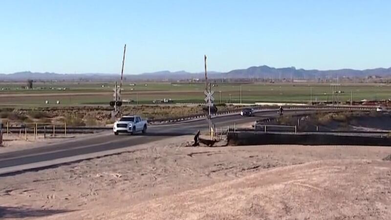 File photo of a railroad crossing in Yuma County, Arizona.