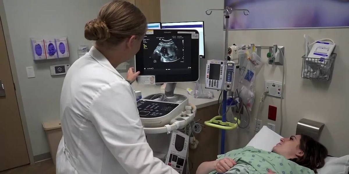 Arizona women’s health clinics sound alarm over new visa fees for foreign doctors Arizona women’s health clinics sound alarm over new visa fees for foreign doctors