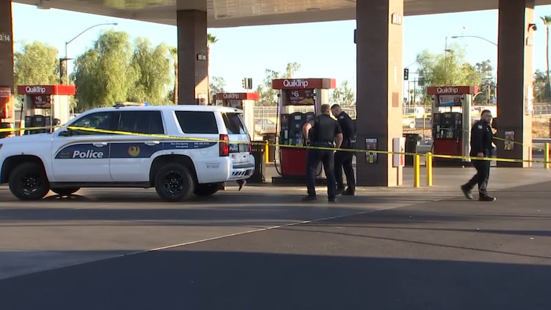 Police respond to a shooting around at QuikTrip on 35th Avenue just north of Roosevelt Street.