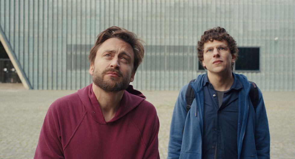 Kieran Culkin and Jesse Eisenberg in A REAL PAIN.