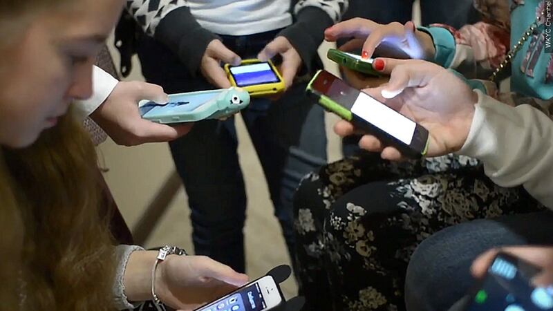 A bill limiting the use of cellphones in classrooms has been into Arizona law.