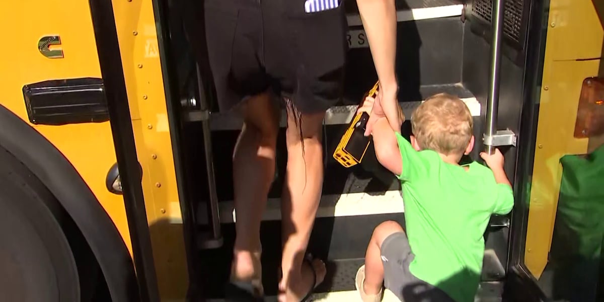 2-year-old Phoenix boy takes first ride on school bus after video went viral