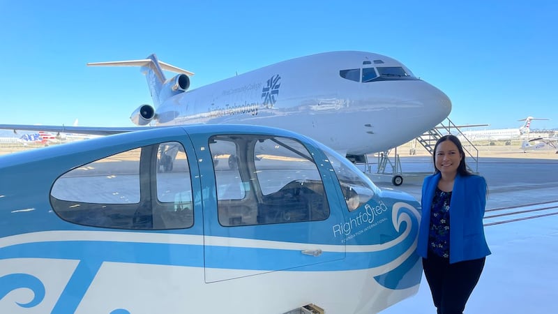 Jessica Cox designed The Impossible Airplane to inspire others born without arms.