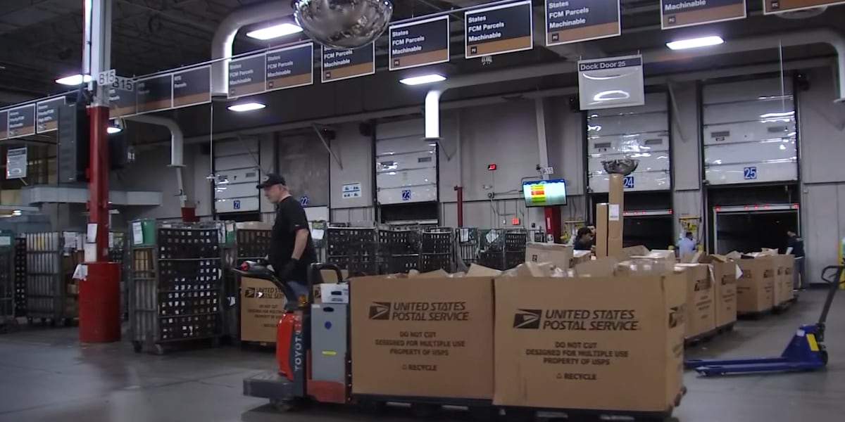 Usps Arizona Rpdc USPS Phoenix packaging plant on track to deliver holiday packages
