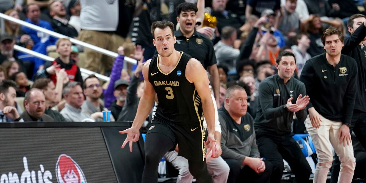 Jack Gohlke makes 10 3s as Oakland delivers first true shock of March