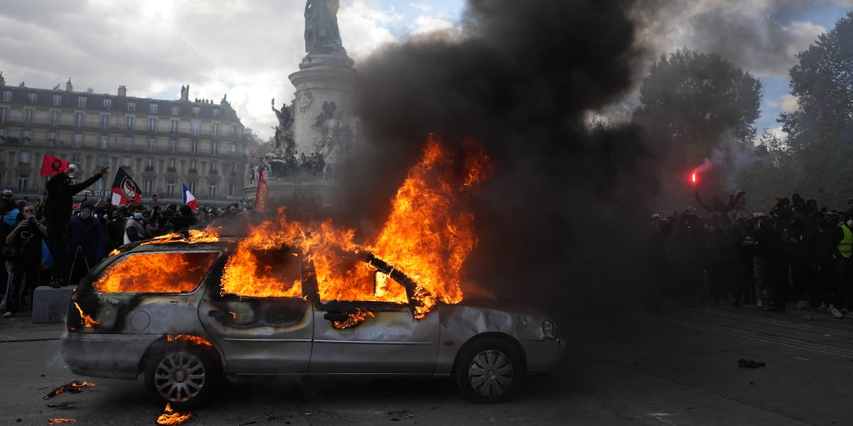Image accompanying “Macron condemns those who ‘sought to bring down the Republic’ after rioting mars nationwide protests”