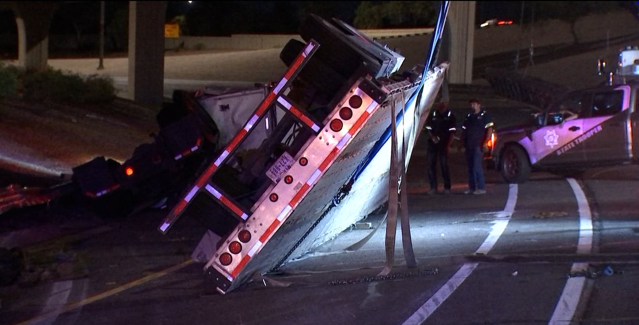 Stack Inerchange I-10 reopens after semi-truck rollover in Phoenix