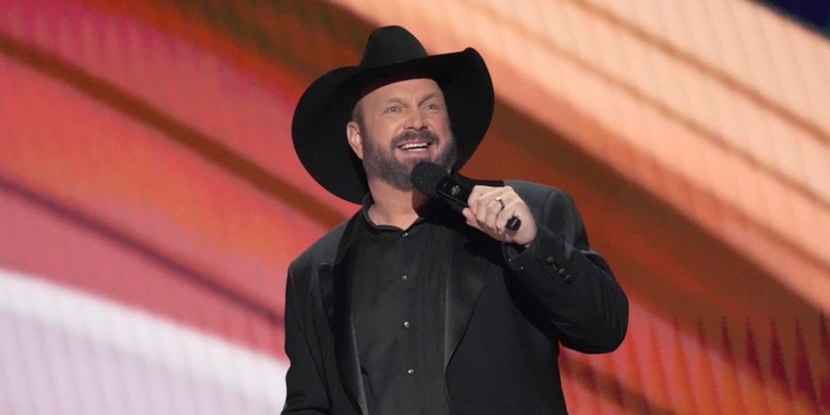 Garth Brooks Names Accuser in Assault Case