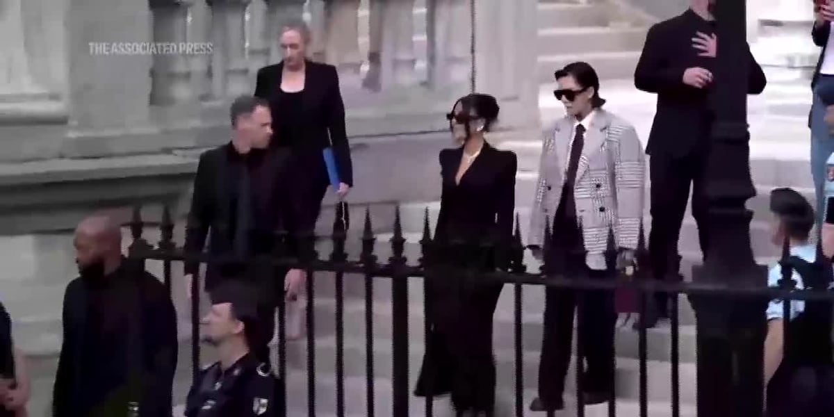 Paris Court Convicts Eight Over 2016 Kim Kardashian Robbery