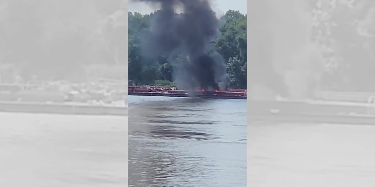 Helicopter Crash Kills Two, Closes Mississippi River Near Alton