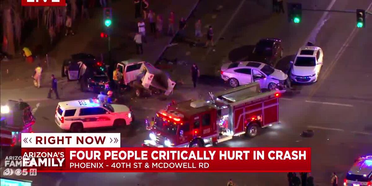 Phoenix Interrsection Sign 4 in critical condition after crash at Phoenix intersection